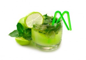 Mojito cocktail con Pasto de Trigo